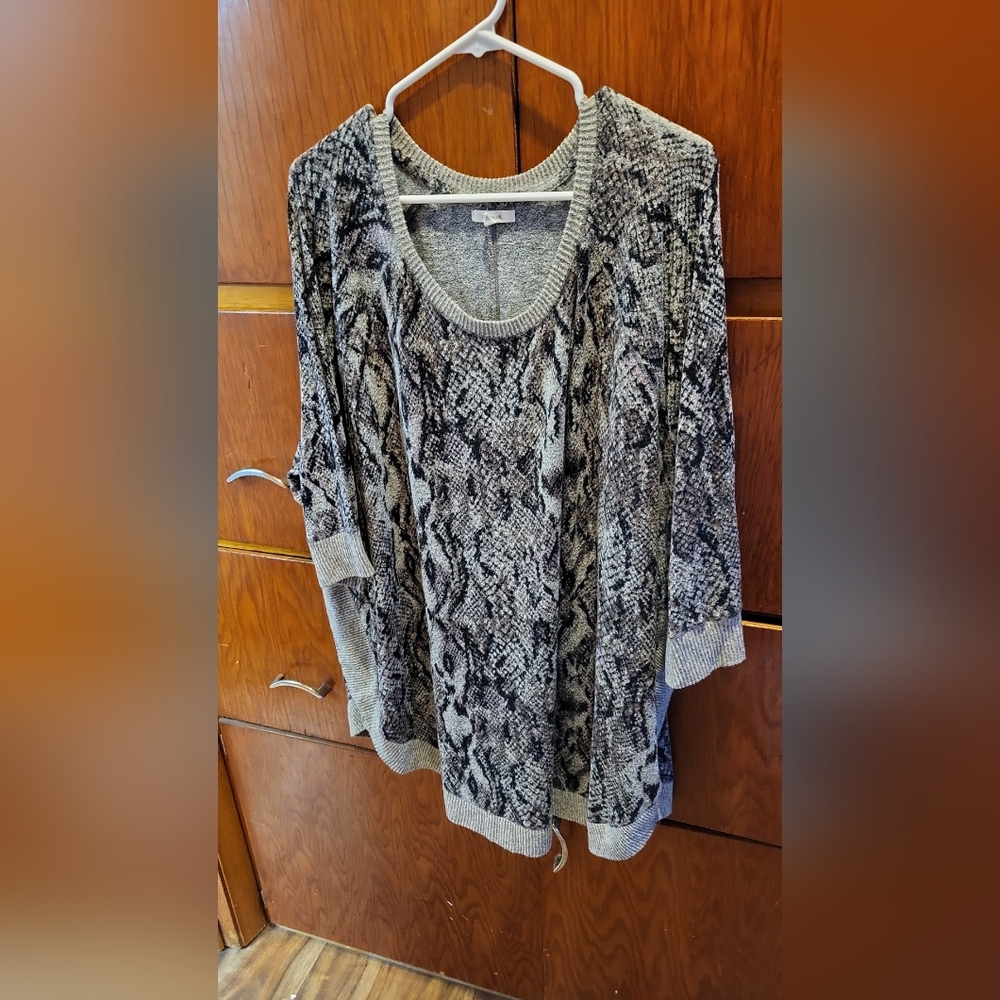 Maurices half sleeve